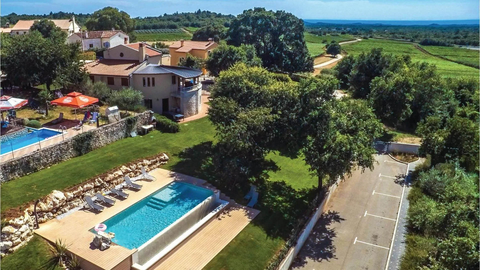Cozy Apartment In Bacva With Kitchen location