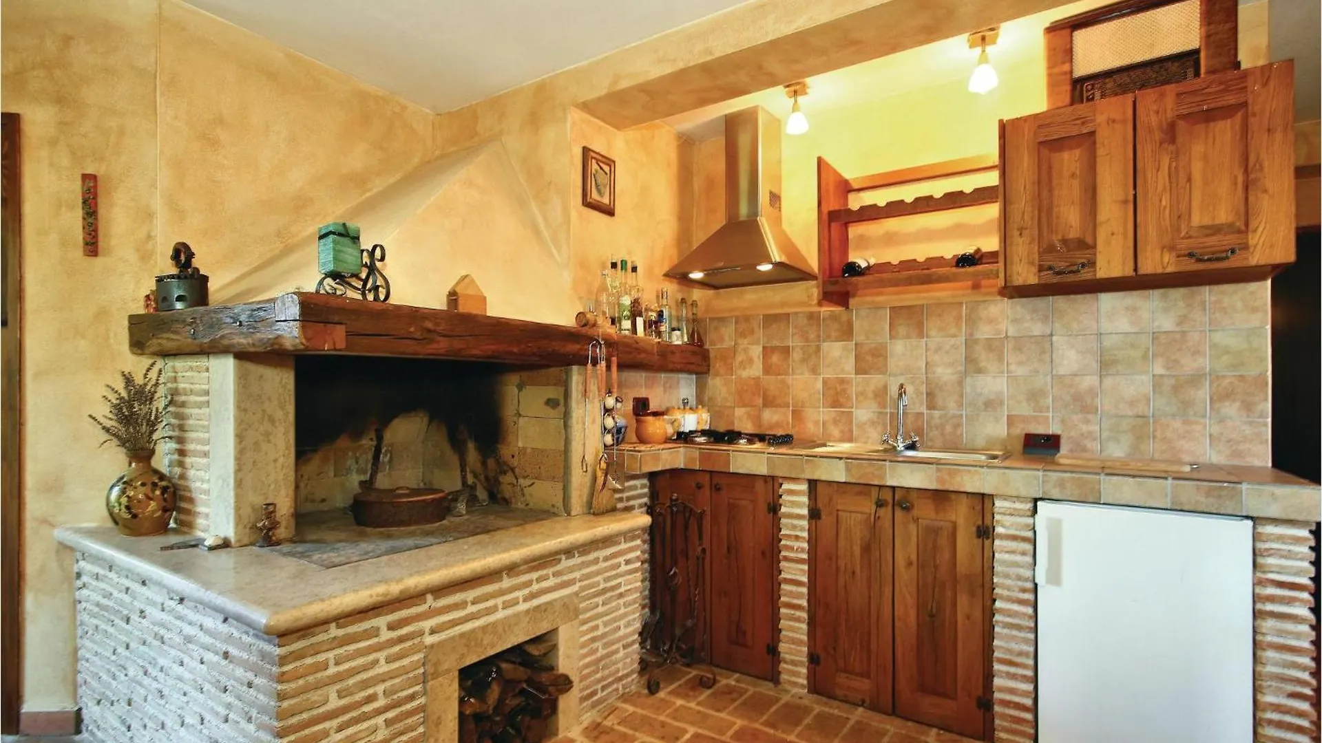 Cozy Apartment In Bacva With Kitchen 0*,  Croatia