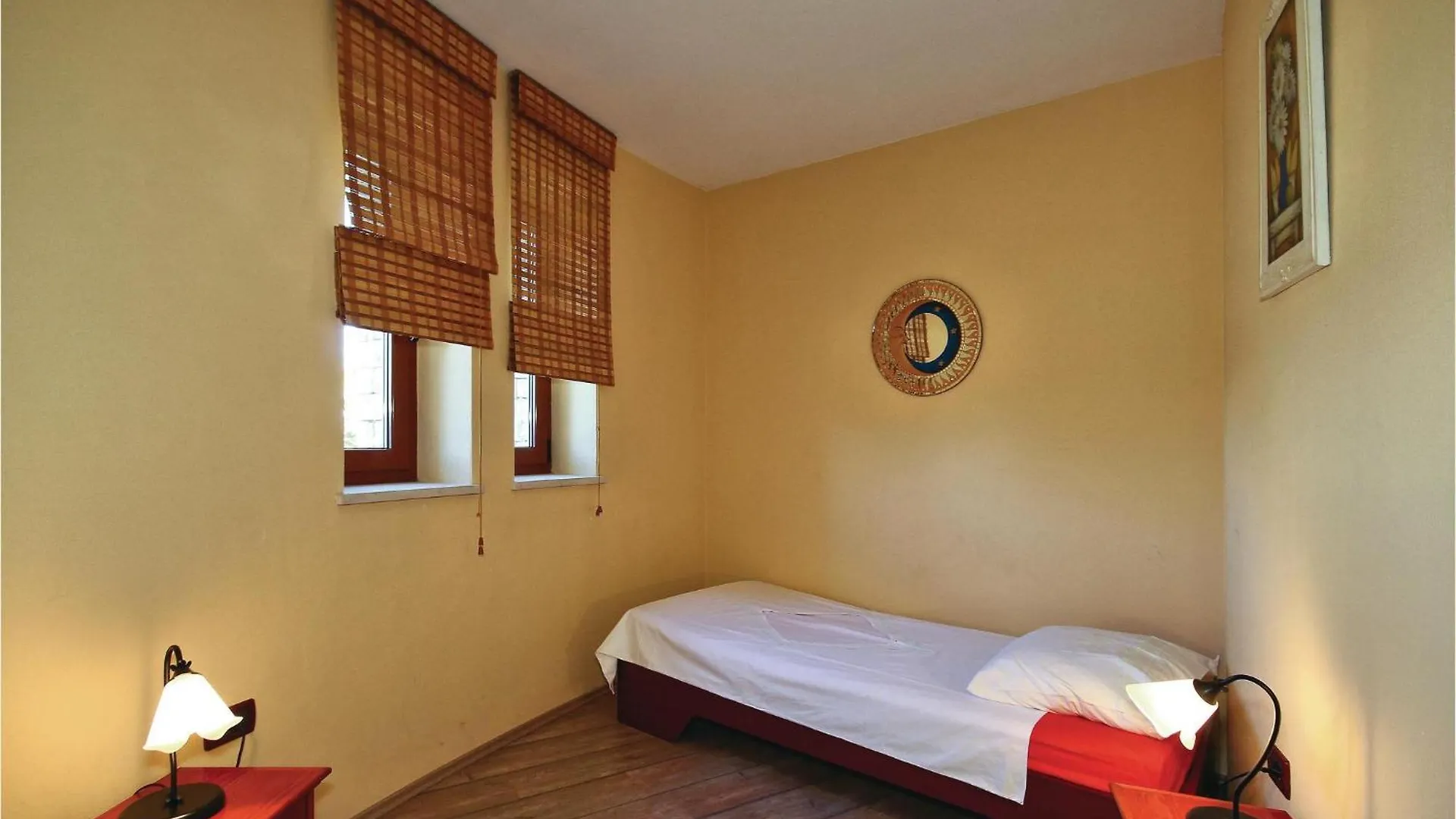 Cozy Apartment In Bacva With Kitchen