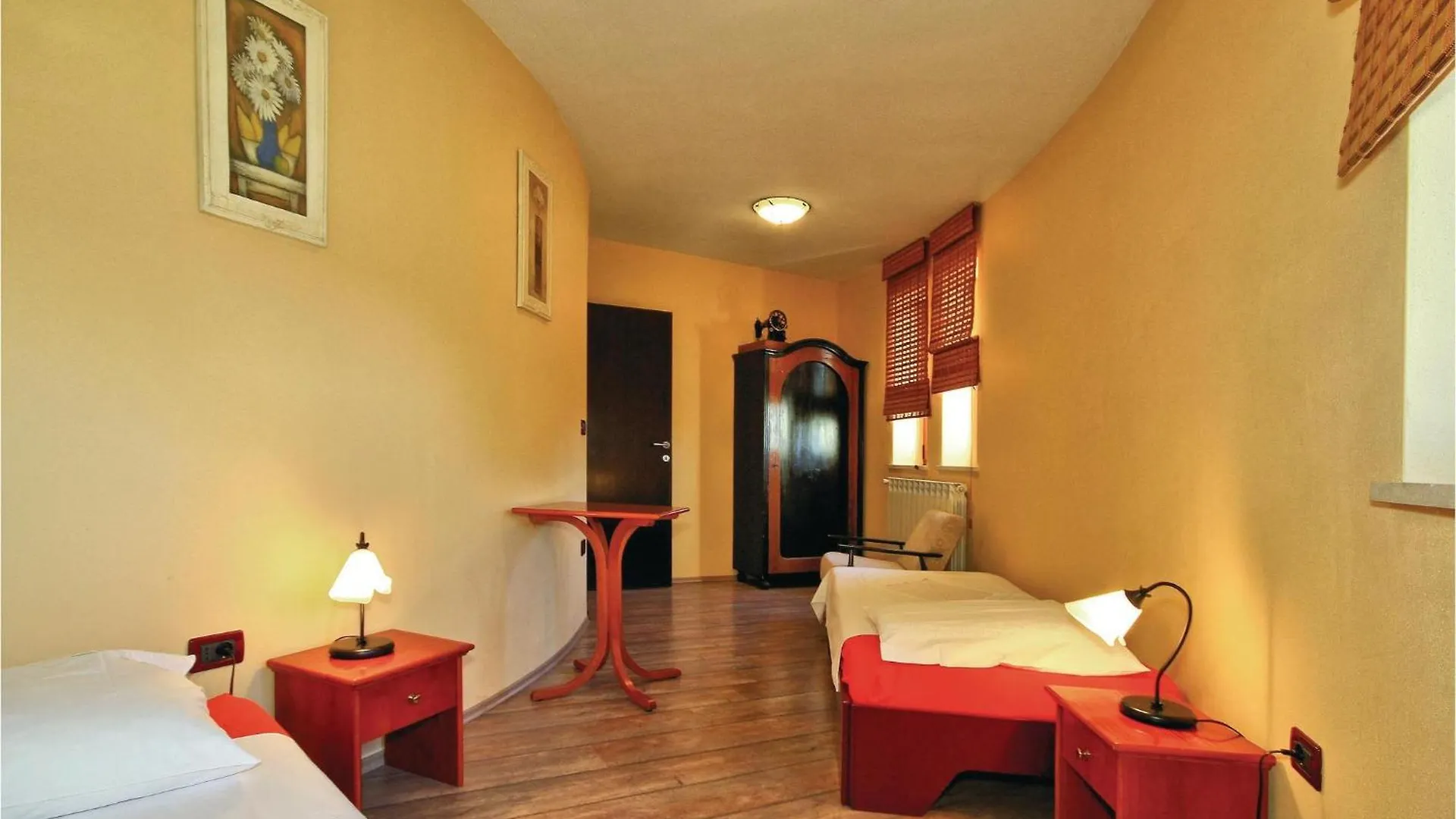 Cozy Apartment In Bacva With Kitchen 0*,