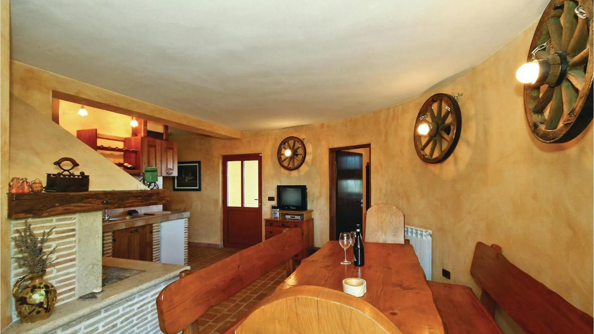 Cozy Apartment In Bacva With Kitchen